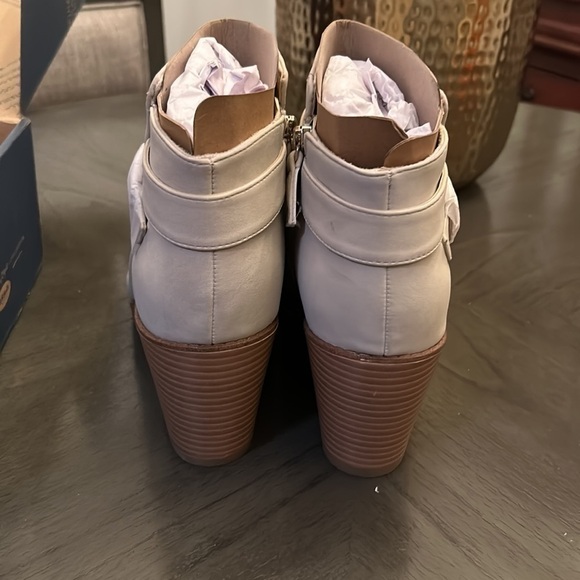 DR. SCHOLL'S One Up Wedge Bootie - Picture 9 of 13